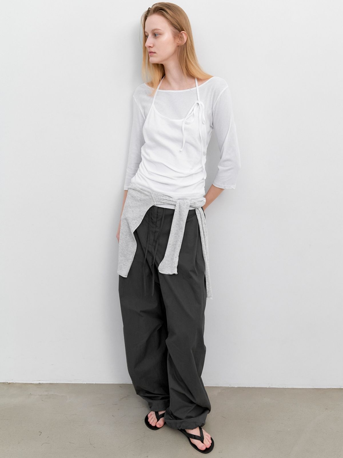 아틀리에 나인(ATELIER NAIN) HALTER LAYER SHRRING TEE (T-7208)