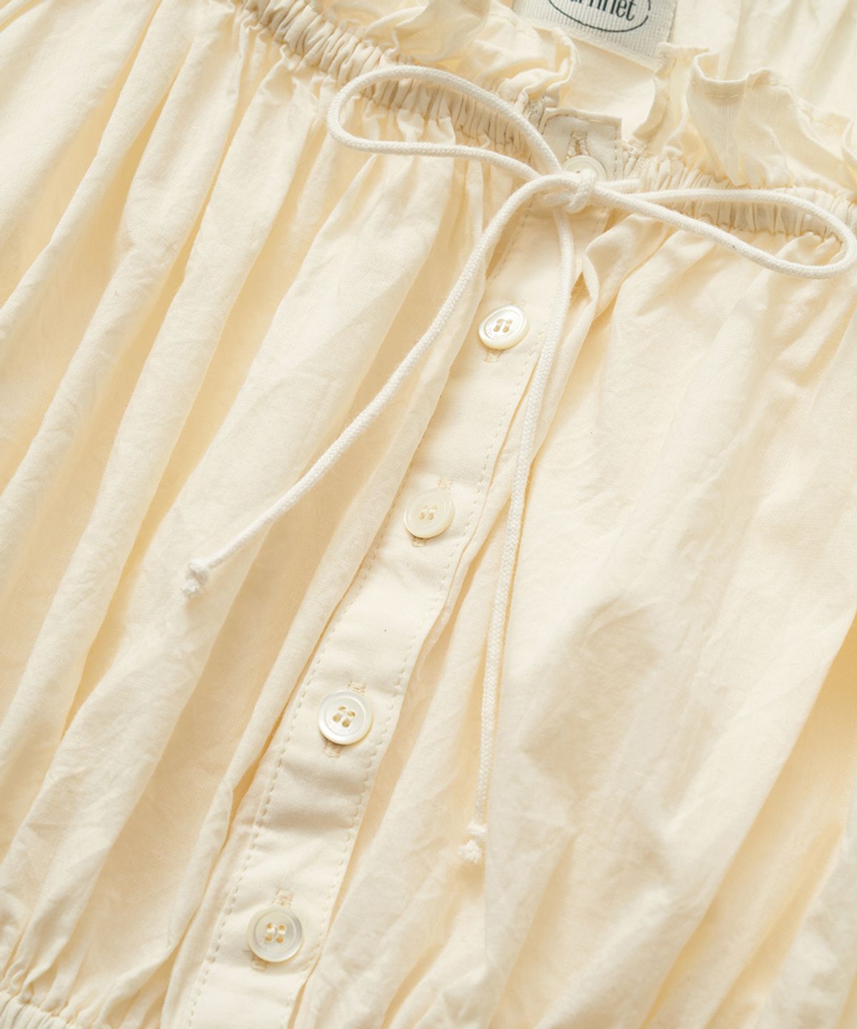 더바넷(THEBARNNET) Liore Frill Button Blouse_Butter