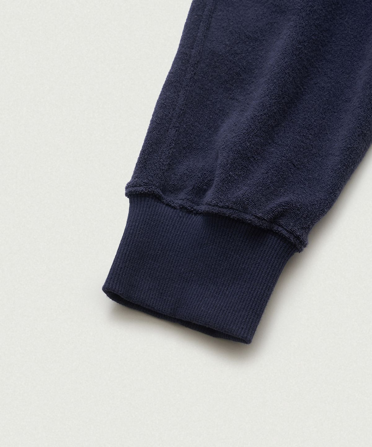 더바넷(THEBARNNET) Terry Logo Half-Zip Pullover_Navy