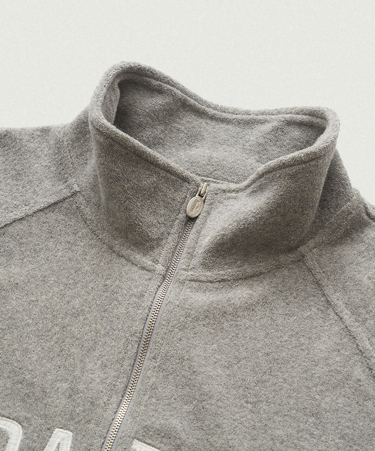 더바넷(THEBARNNET) Terry Logo Half-Zip Pullover_Grey