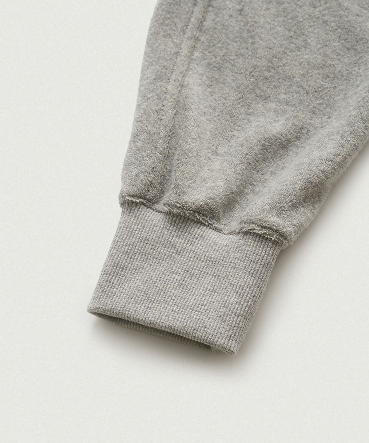 더바넷(THEBARNNET) Terry Logo Half-Zip Pullover_Grey