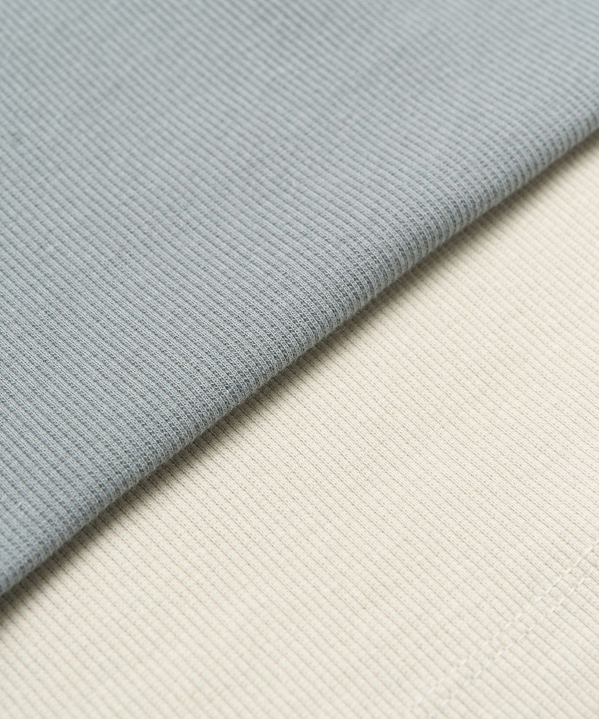 페플리(PEPLEE) [Set] Layered Cross Sleeveless Top (Sand/Blue)