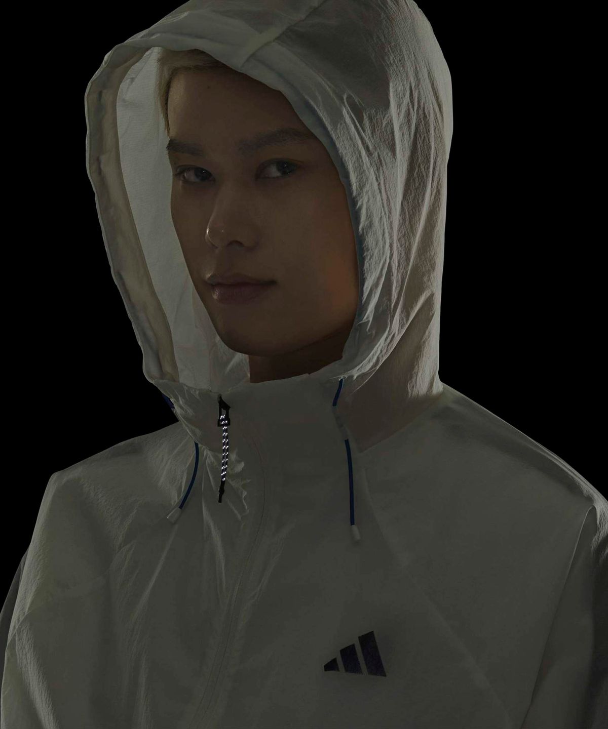 아디다스(ADIDAS) TH LW WV 재킷 - 화이트 / KR2513
