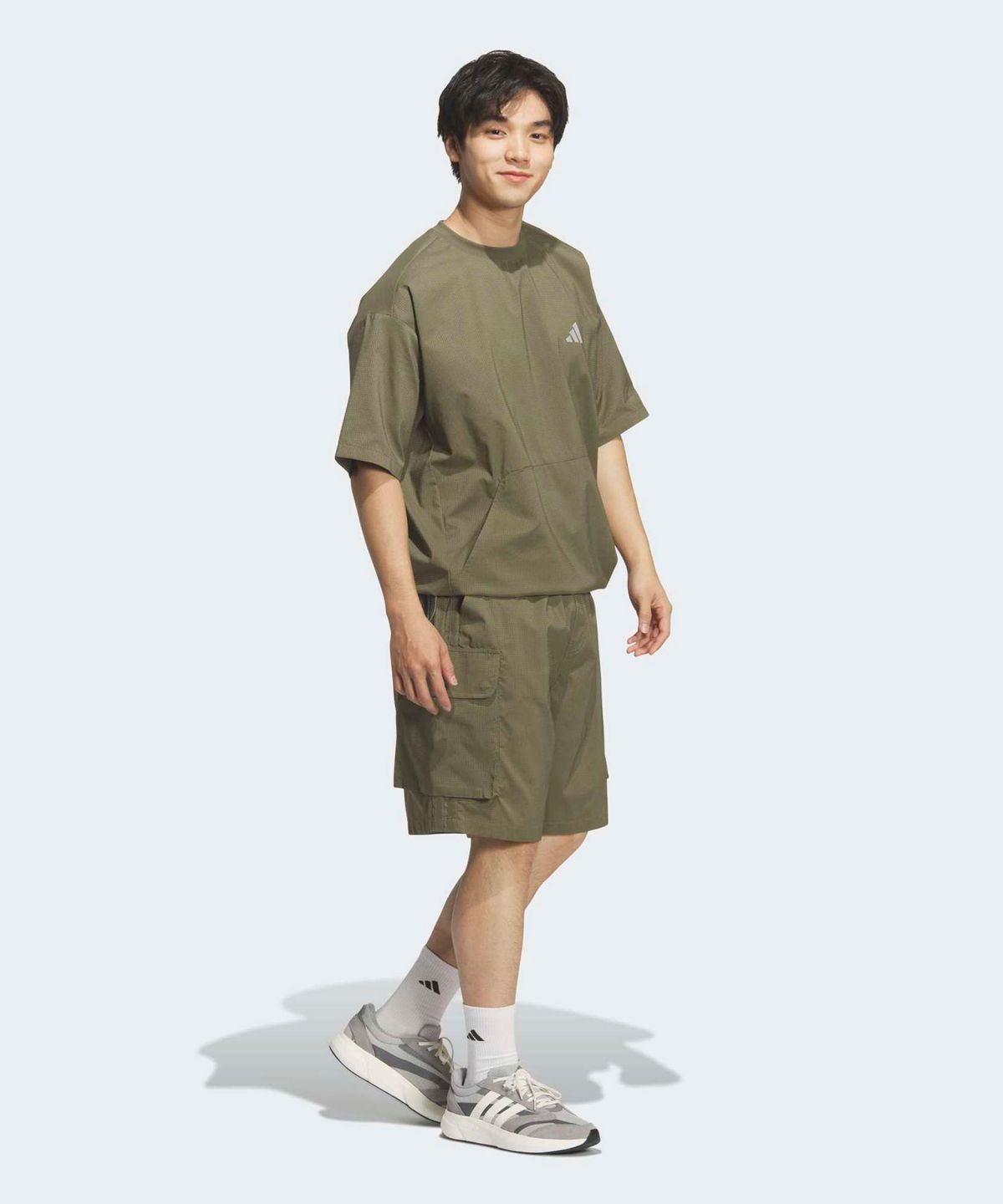 아디다스(ADIDAS) 시티 테크 카고 숏 팬츠 - 올리브 / KS1190