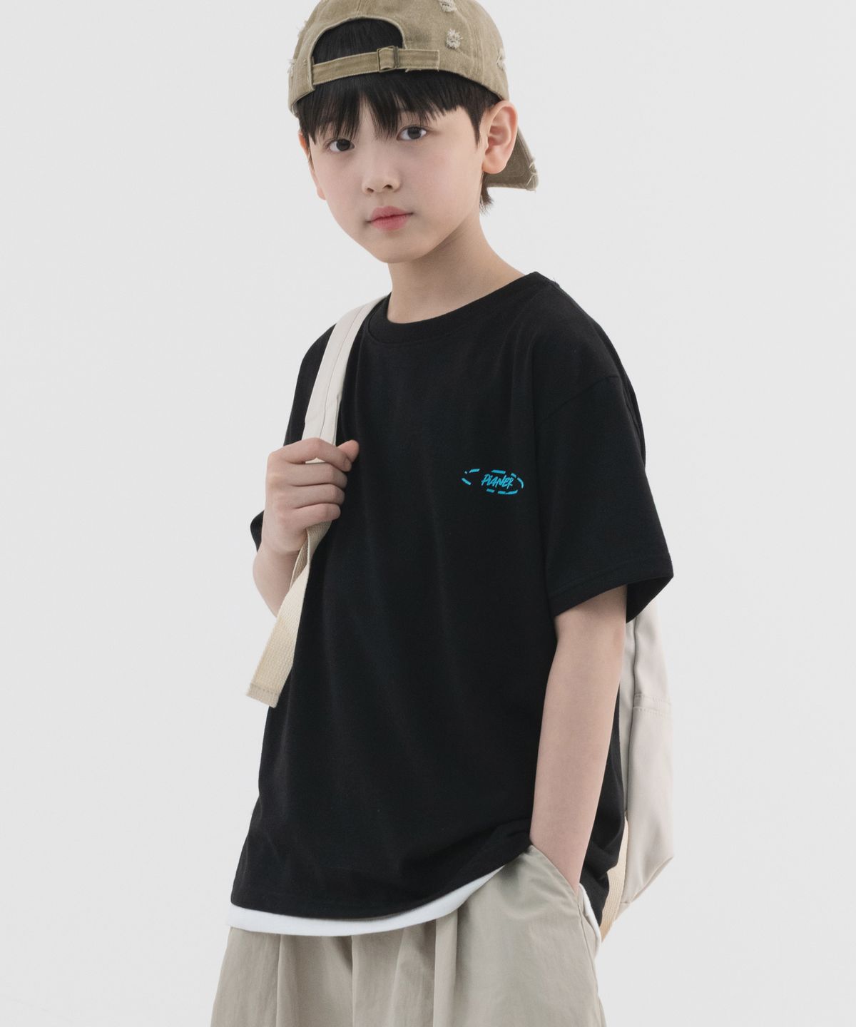 피아네르 키즈(PIANER KIDS) 쿨 코튼 빈티지 그래픽 반팔 (블랙)