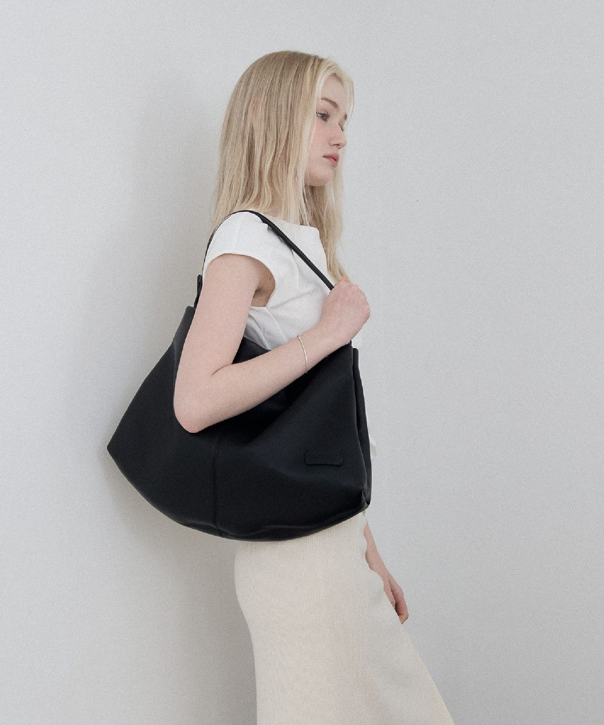 엑타(ECTAR) odd big bag - 오드 빅백 [블랙]