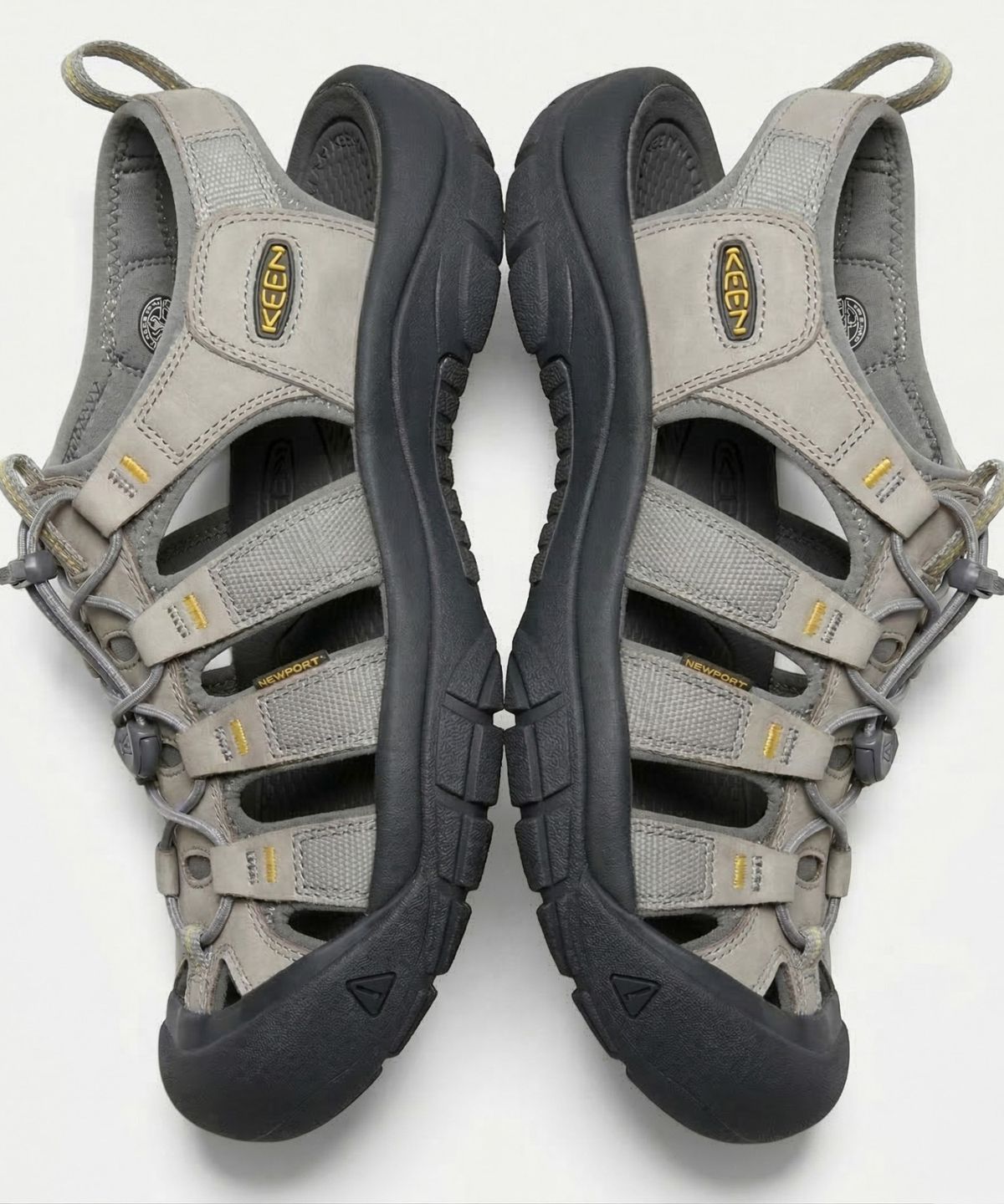 킨(KEEN) 뉴포트 H2 남성 샌들 ALLOY/CREAM GOLD