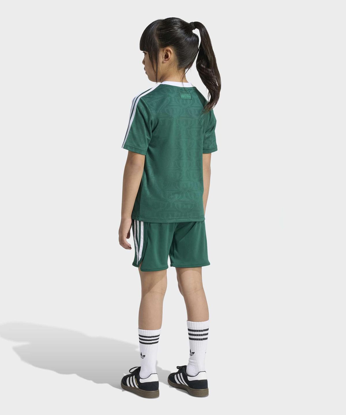 아디다스 키즈(ADIDAS KIDS) 아디다스 X 디즈니 쇼츠 저지 세트 키즈 - 그린 / KC8432
