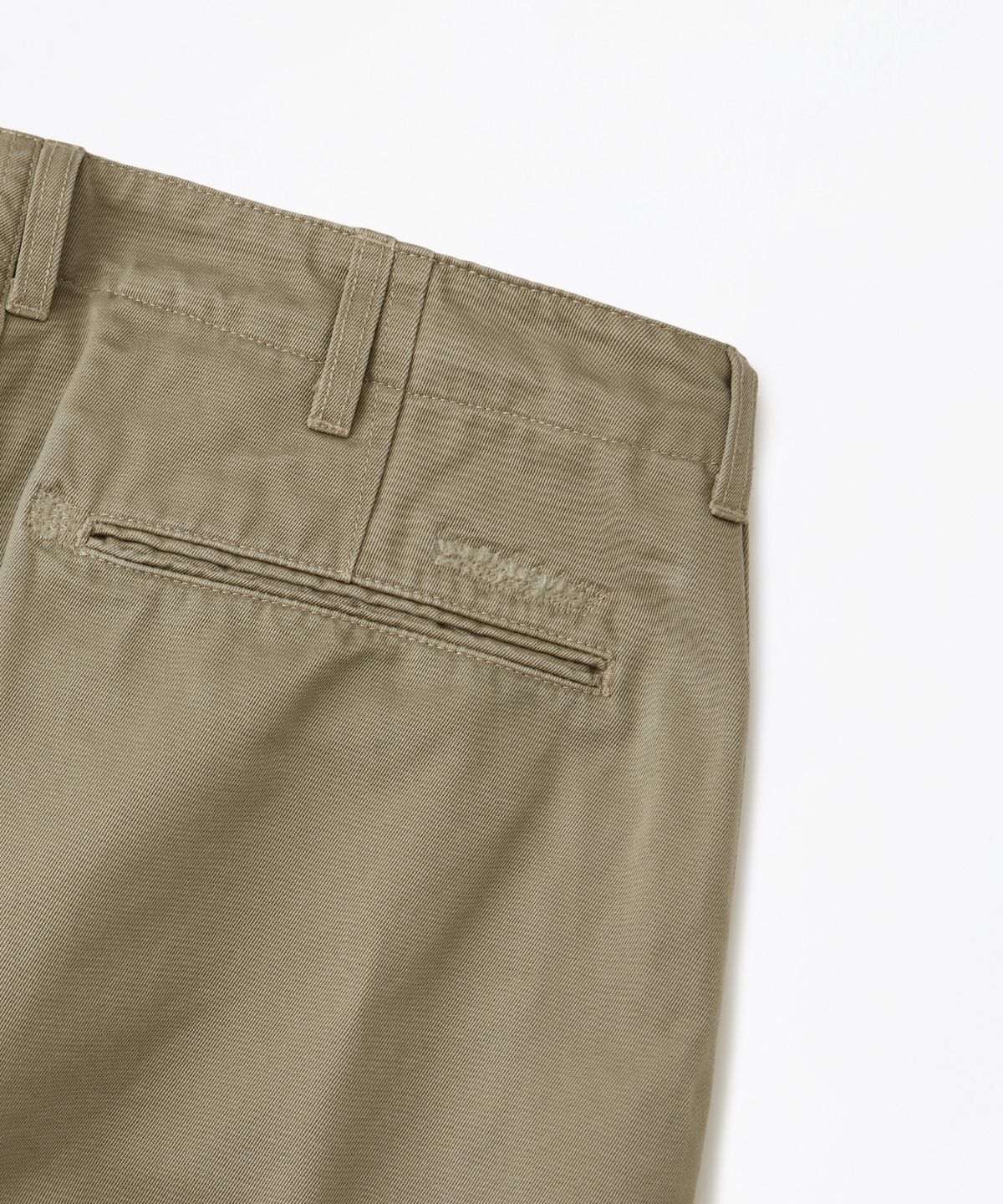 아웃스탠딩(OUTSTANDING) OFFICER CHINO SHORTS_REPAIR KHAKI