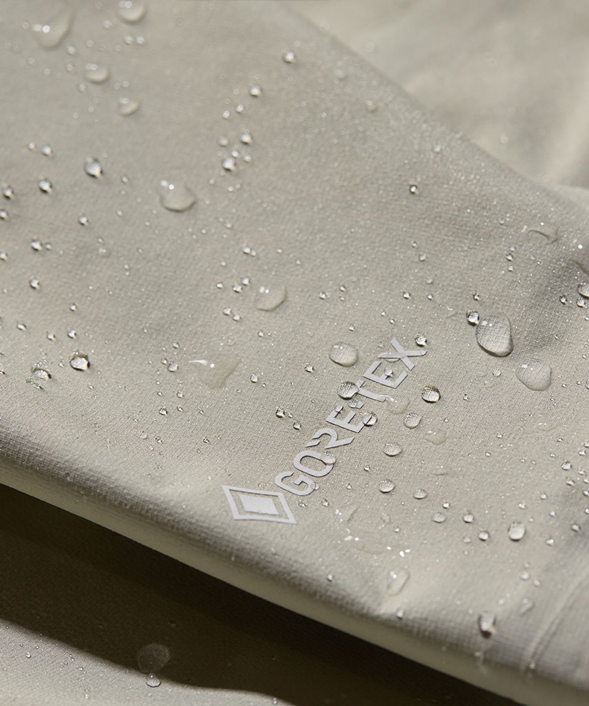 고어웨어(GOREWEAR) Gore-TEX 고어텍스 스핀쉬프트 자켓 - 테크 베이지 (남성용) 사이클링 레인 재킷