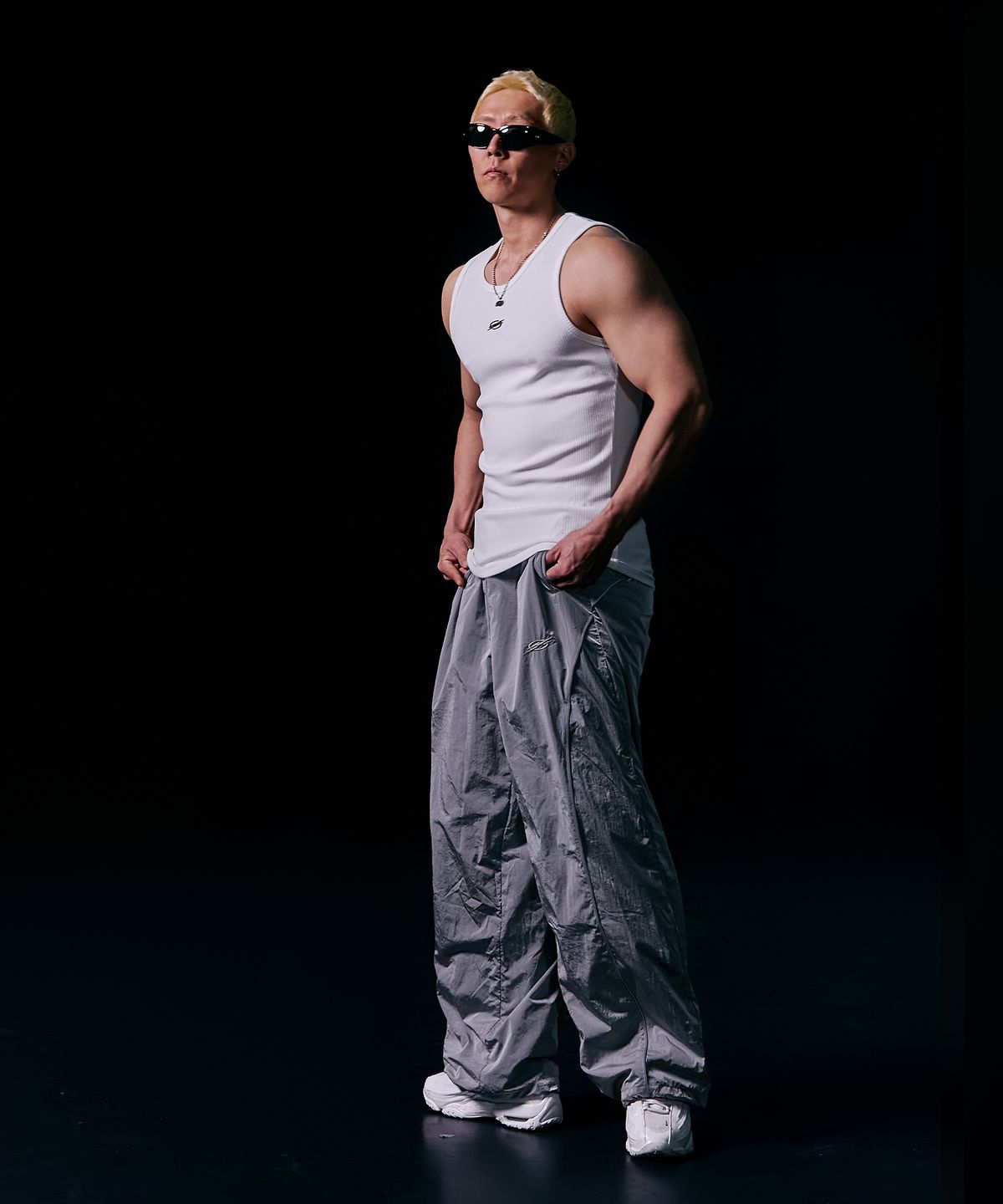 더랭크(THERANK) SYMBOLIC CORE SLIVERLESS [WHITE]