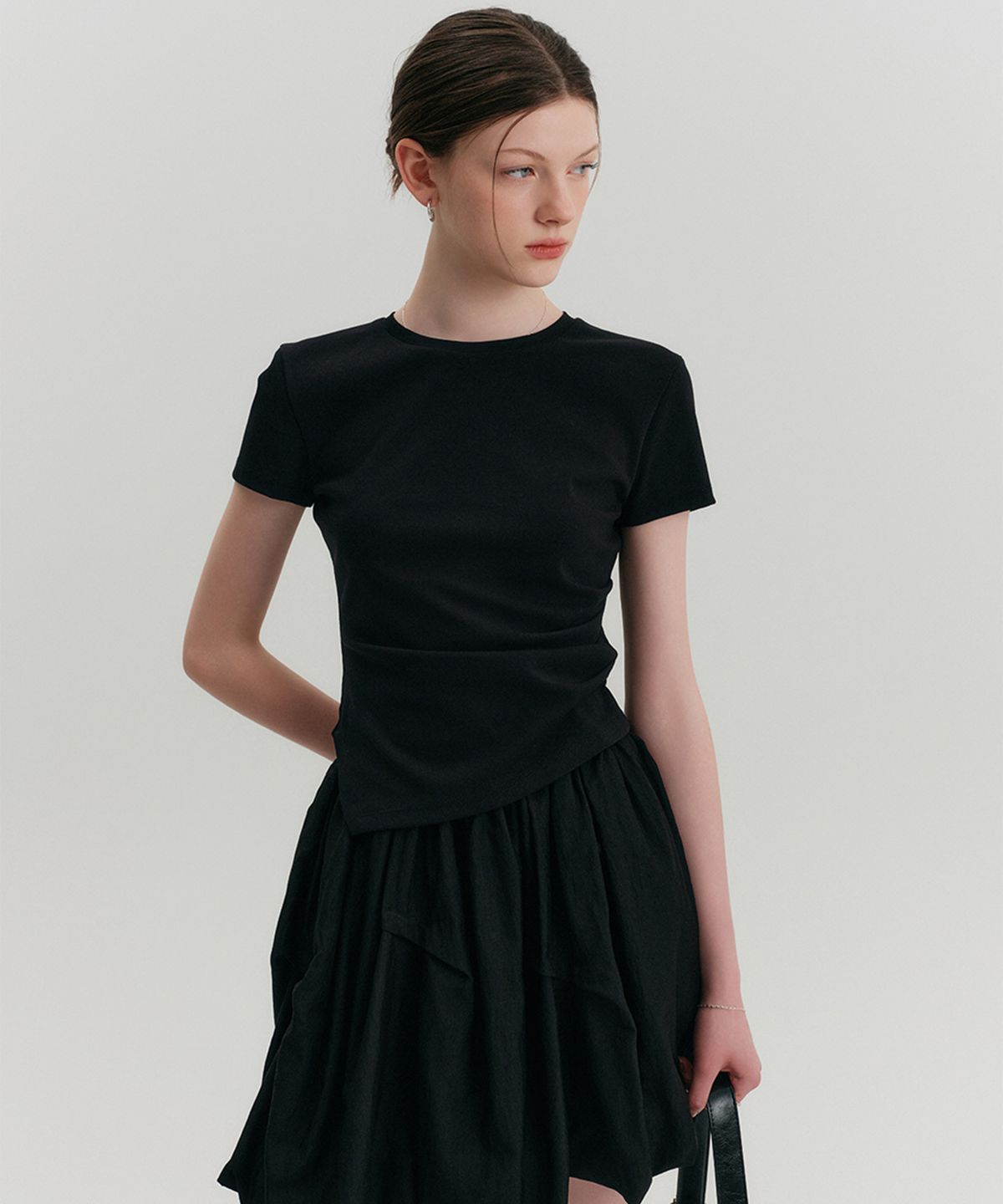 룩캐스트(LOOKAST) 제제 언발란스 티셔츠 / ZEZE UNBLANCE T-SHIRT_6colors