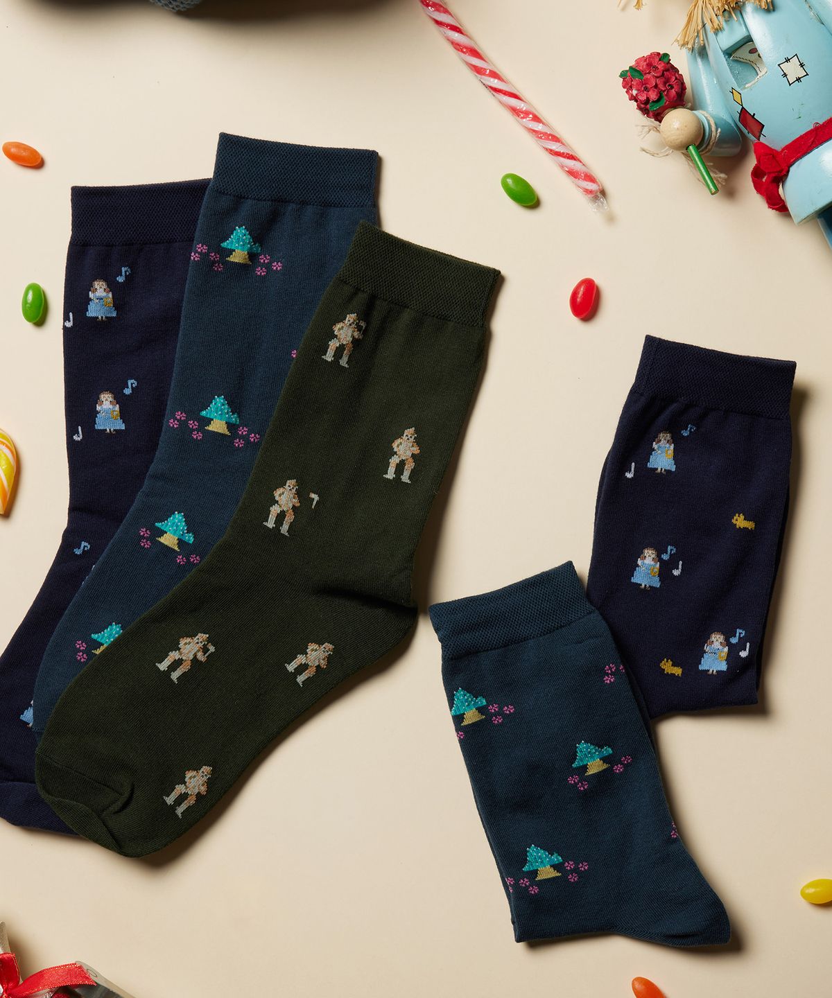 스튜디오 싹스탑(STUDIO SOCKSTOP) 싹스탑 드로잉 우먼 삭스 5-6P 세트 기프트 4종