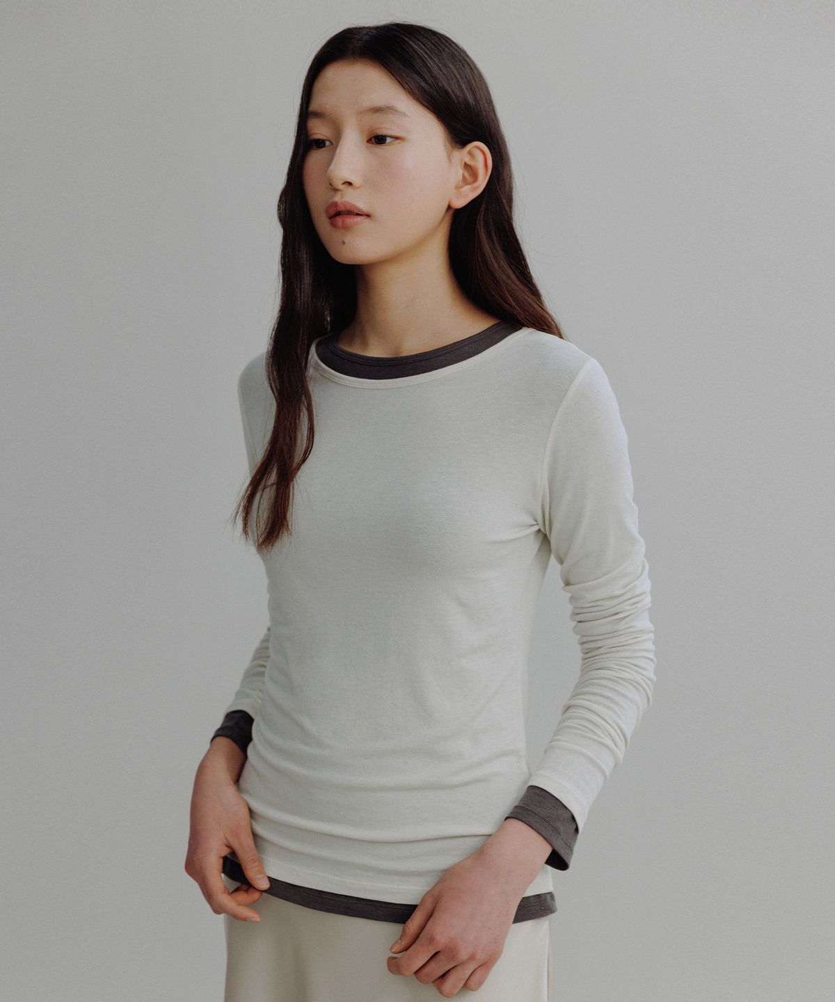 망고매니플리즈(MANGO MANY PLEASE) NILAH LAYERED TEE_IVORY