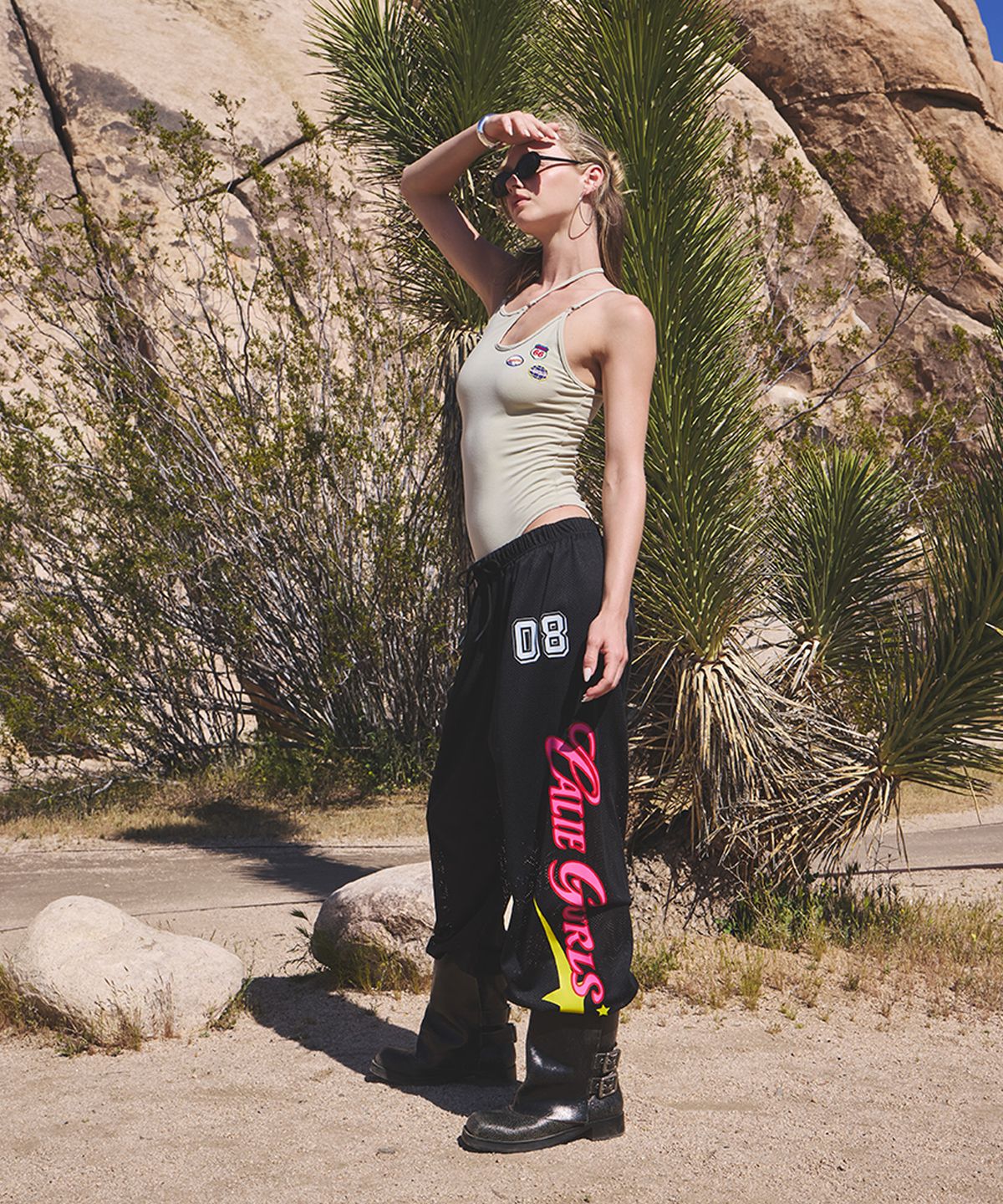 에즈이프 캘리(ASIF CALIE) GRAPHIC MESH WIDE PANTS BLACK