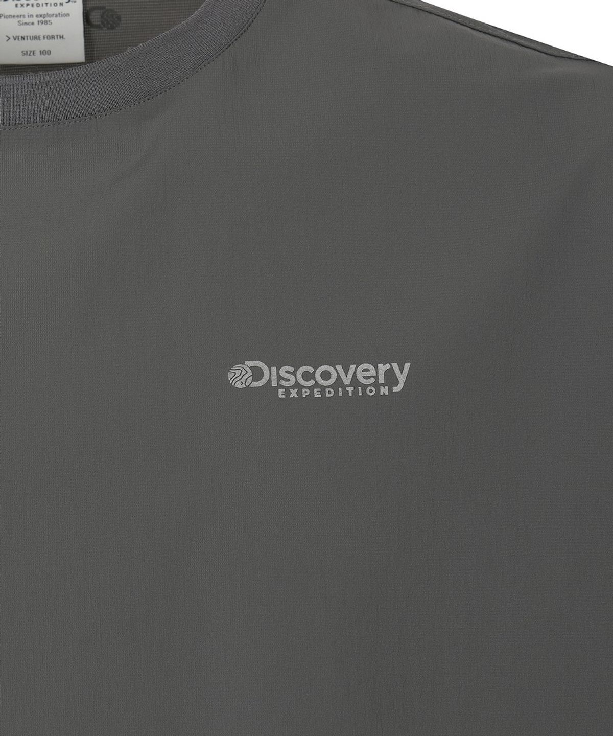 디스커버리 익스페디션(DISCOVERY EXPEDITION) 남성 프레시벤트 에어닷 우븐 반팔티셔츠 (D/GREY)
