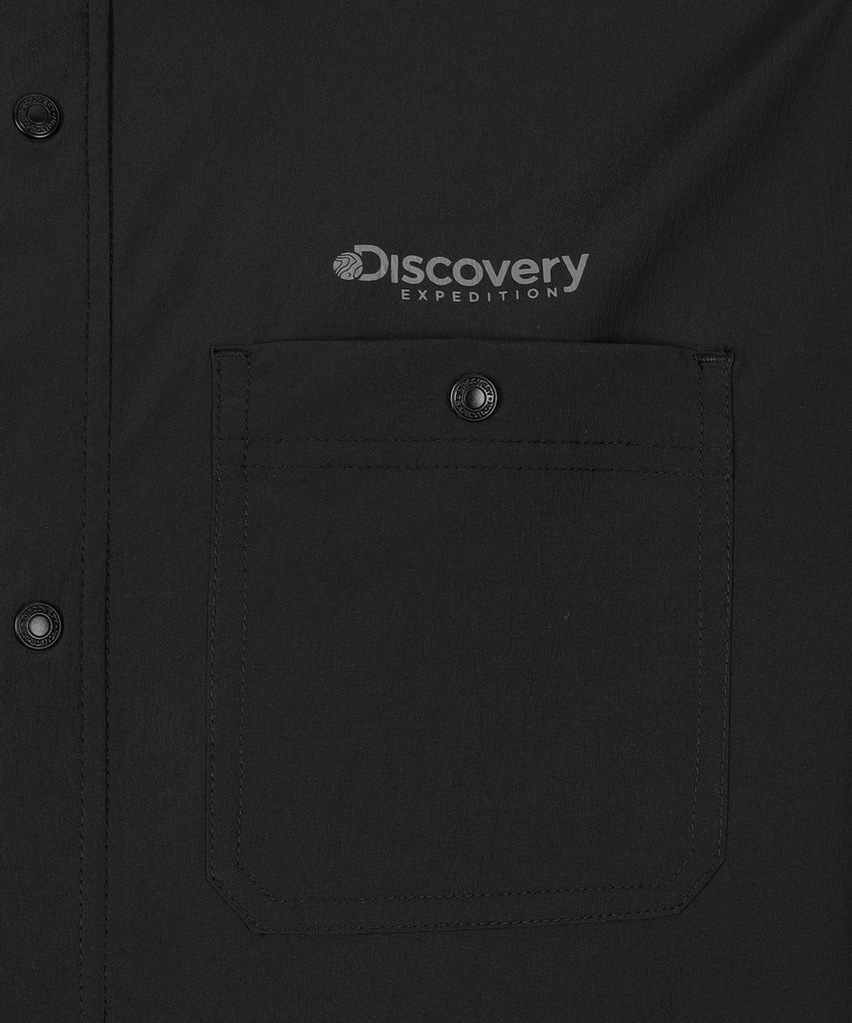 디스커버리 익스페디션(DISCOVERY EXPEDITION) 남성 프레시벤트 경량 우븐 반팔 셔츠 (BLACK)