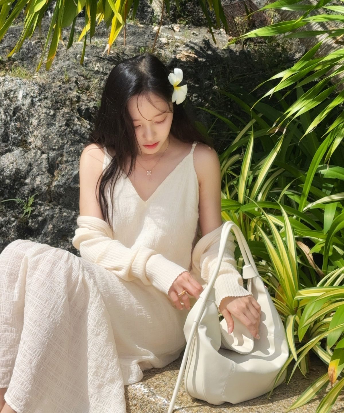 탈리(TALLI) 누아 플랩백26_아이보리