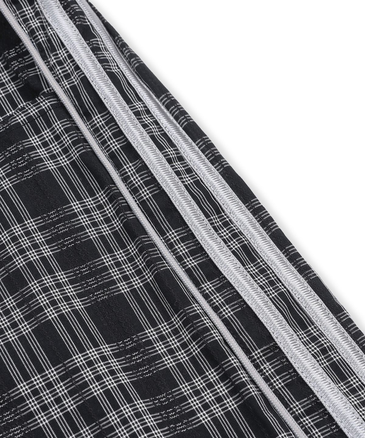 글랙(GLACK) GZP003 트랙라인 체크 버뮤다 팬츠 (BLACK)