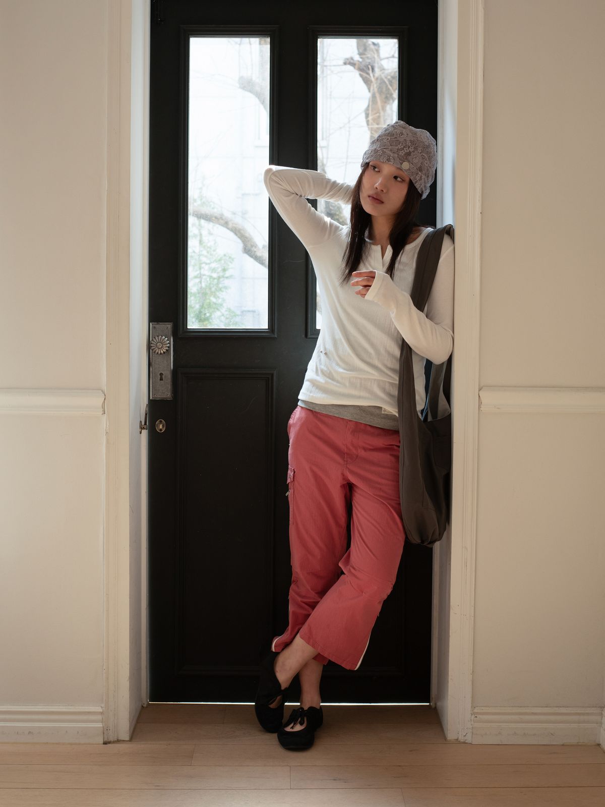 온스카(ONSKA) ZIP DETAIL CAPRI PANTS (BRICK CORAL)