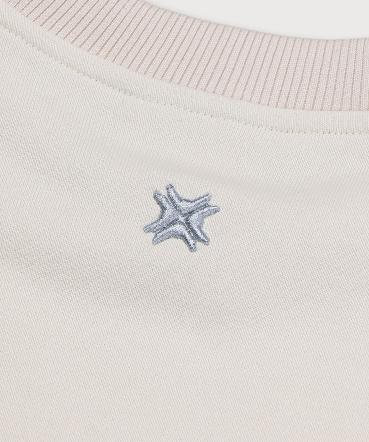 뮤제(MUSEE) TRIOMPHE MUSEE PARIS Embroidery Sweatshirt_Ivory