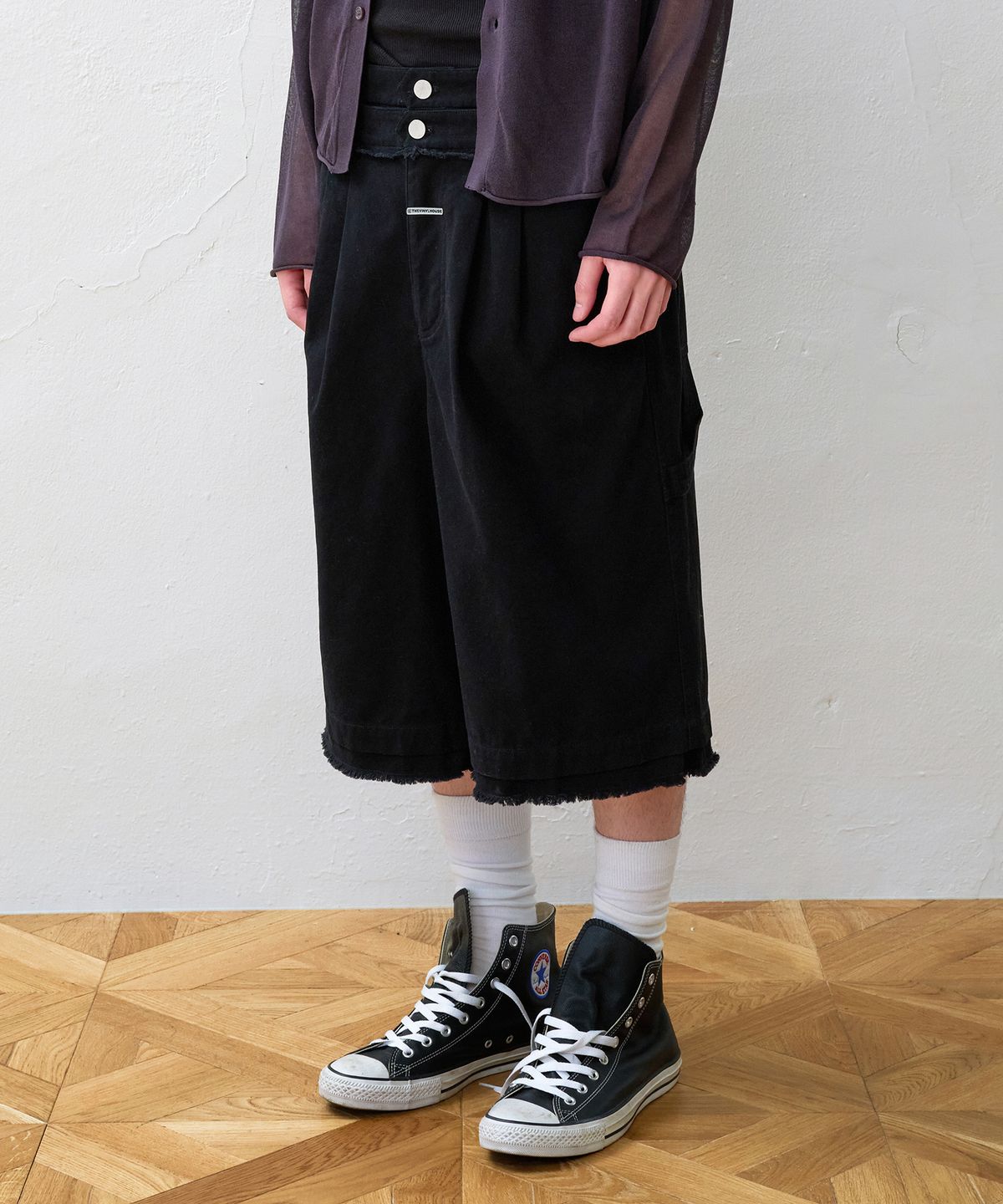 더바이닐하우스(THEVINYLHOUSE) DOUBLE LAYERED SHORTS BLACK