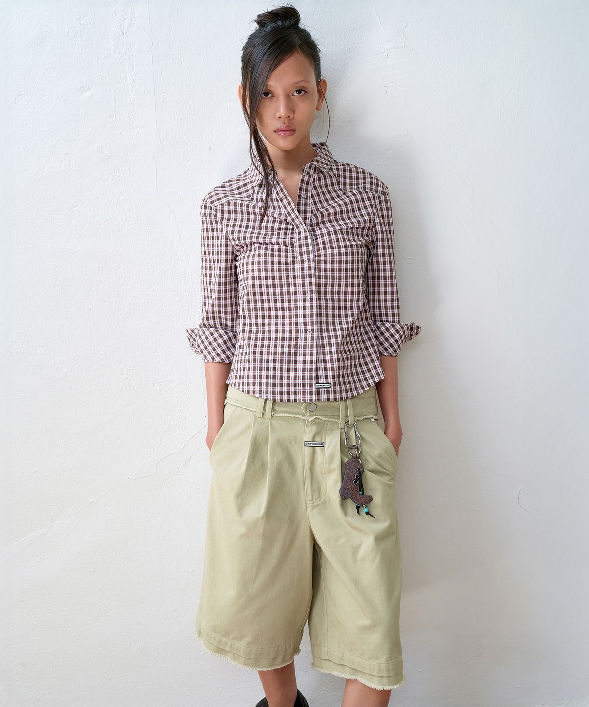 더바이닐하우스(THEVINYLHOUSE) DOUBLE LAYERED SHORTS BEIGE