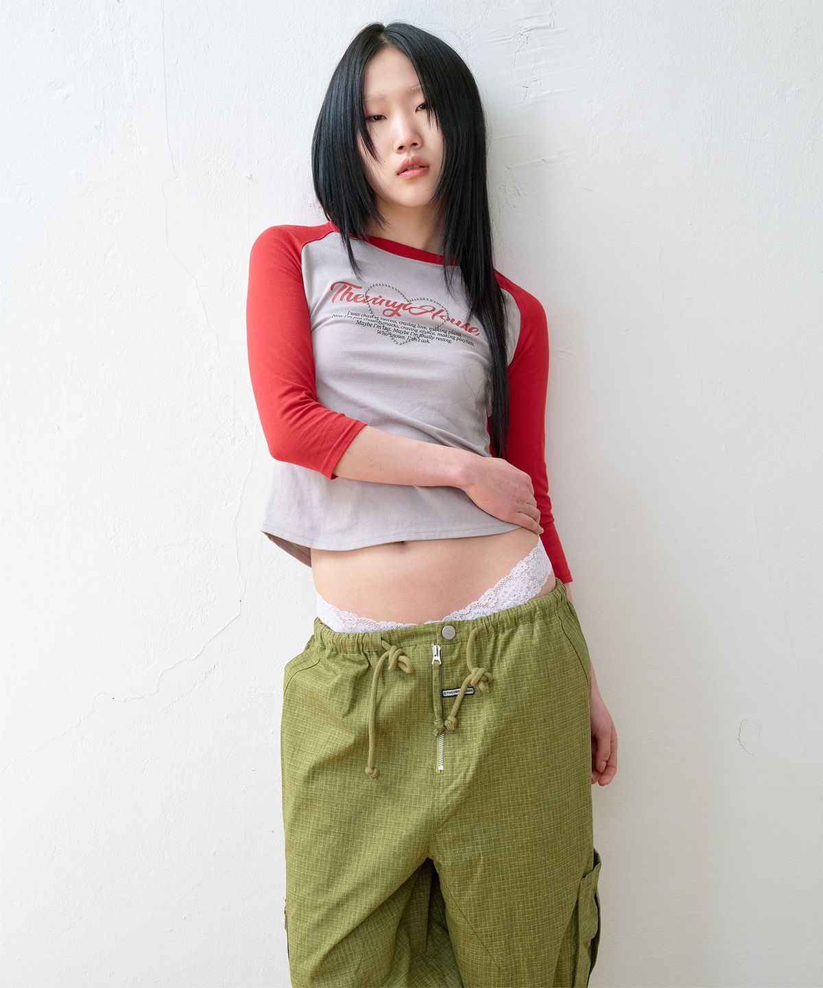 더바이닐하우스(THEVINYLHOUSE) LOVE RAGLAN LS TEE (W) GREY