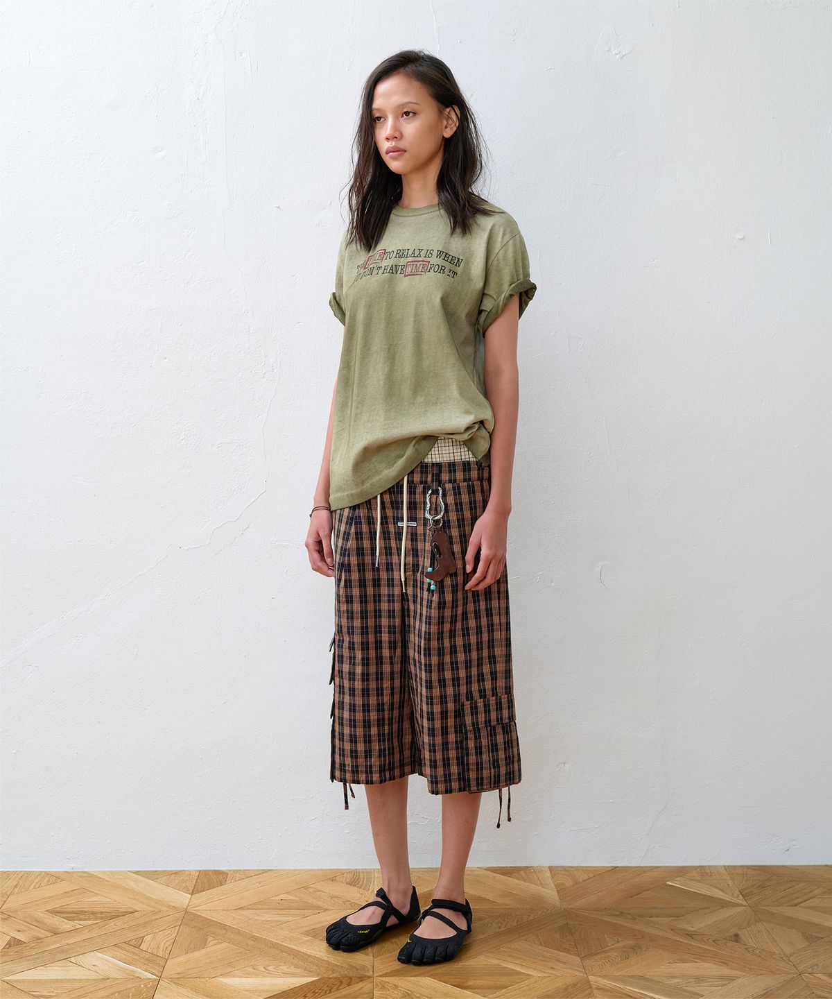 더바이닐하우스(THEVINYLHOUSE) FADED TIME TEE OLIVE