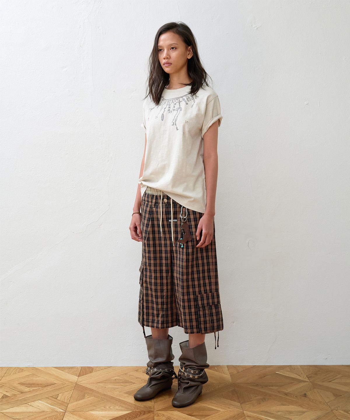 더바이닐하우스(THEVINYLHOUSE) NECKLACE VINTAGE SLUB TEE BEIGE