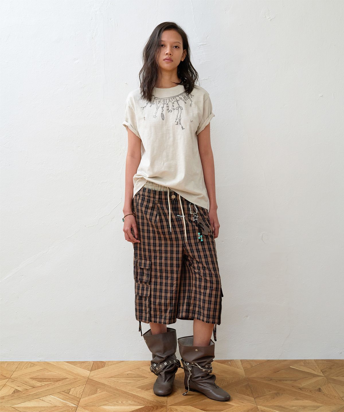 더바이닐하우스(THEVINYLHOUSE) NECKLACE VINTAGE SLUB TEE BEIGE