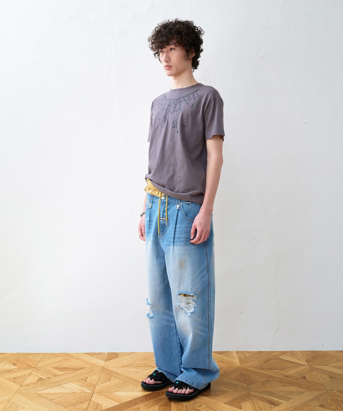 더바이닐하우스(THEVINYLHOUSE) NECKLACE VINTAGE SLUB TEE CHARCOAL