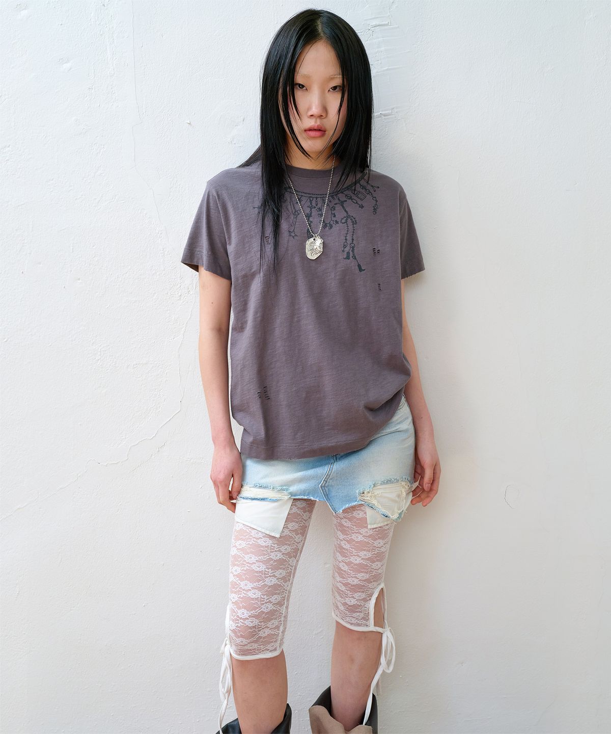 더바이닐하우스(THEVINYLHOUSE) NECKLACE VINTAGE SLUB TEE CHARCOAL