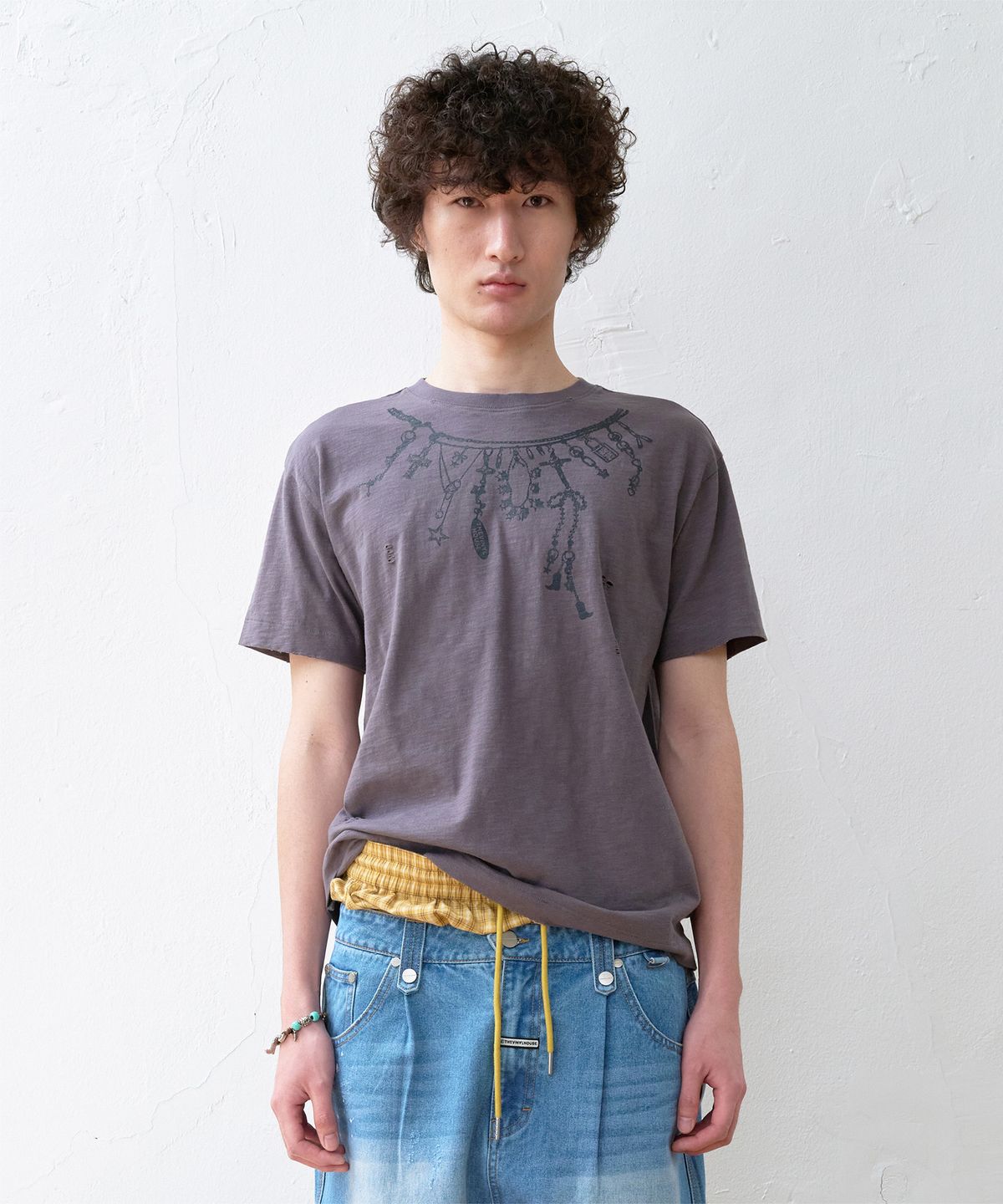 더바이닐하우스(THEVINYLHOUSE) NECKLACE VINTAGE SLUB TEE CHARCOAL