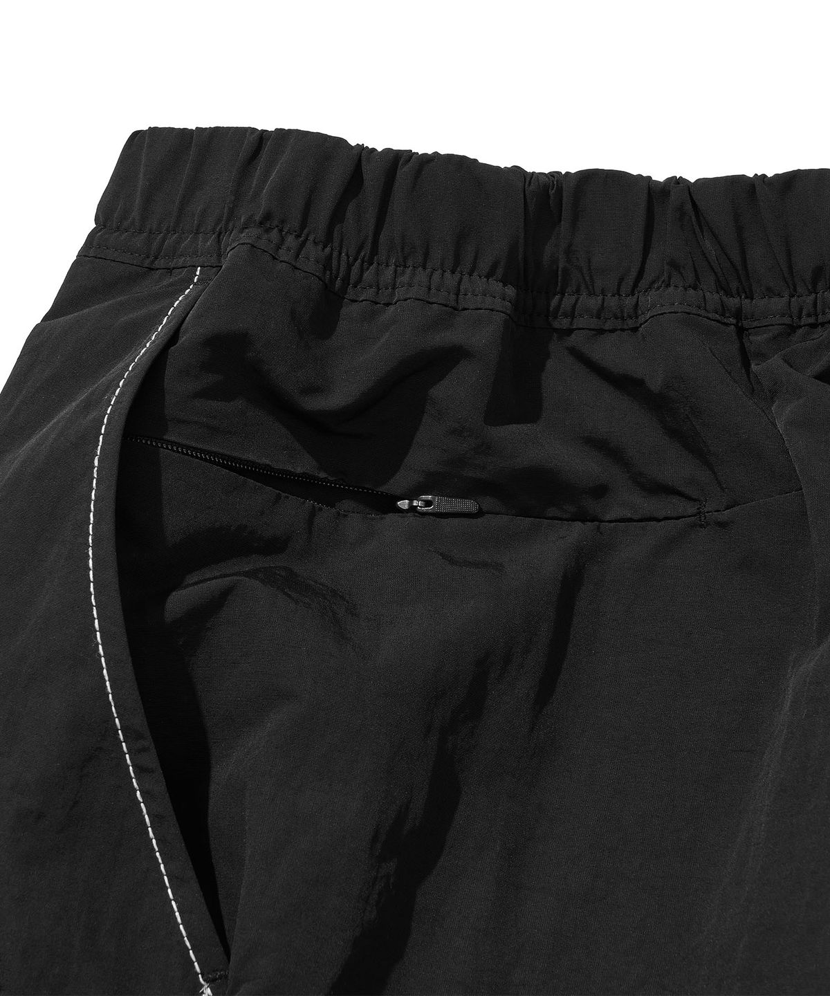 웰터 익스페리먼트(WELTER EXPERIMENT) TALON LIGHT EASY SHORTS_BLACK