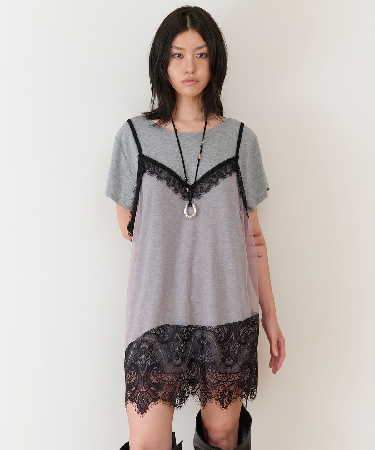 더바이닐하우스(THEVINYLHOUSE) LACE LAYERED ONE-PIECE (W) GREY