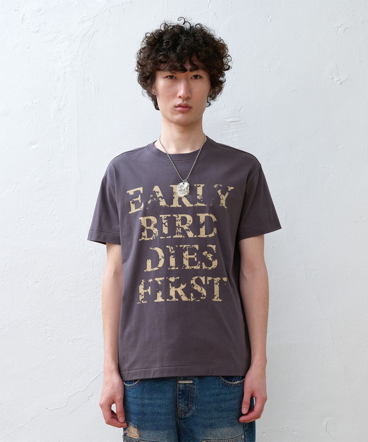 더바이닐하우스(THEVINYLHOUSE) EARLY BIRD DIES TEE CHARCOAL