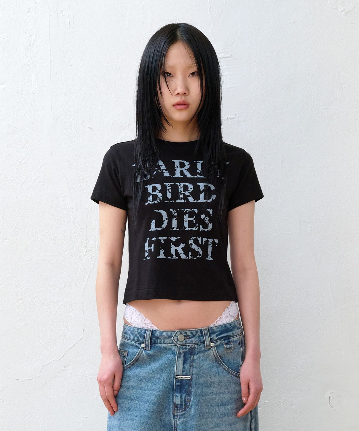 더바이닐하우스(THEVINYLHOUSE) EARLY BIRD DIES TEE BLACK