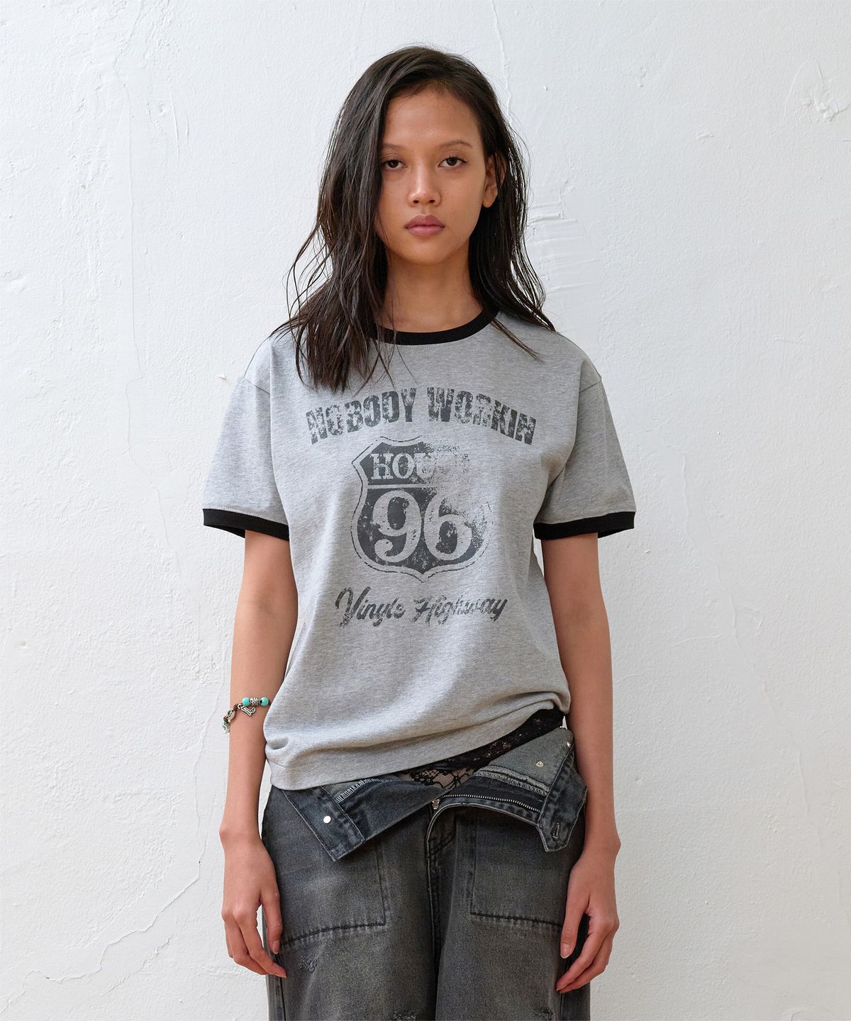 더바이닐하우스(THEVINYLHOUSE) NOBODY WORK RINGER TEE GREY