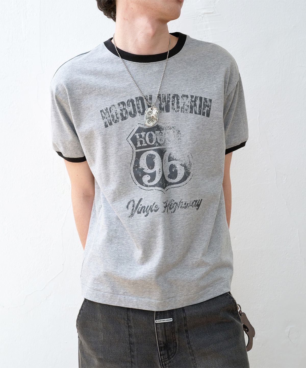 더바이닐하우스(THEVINYLHOUSE) NOBODY WORK RINGER TEE GREY