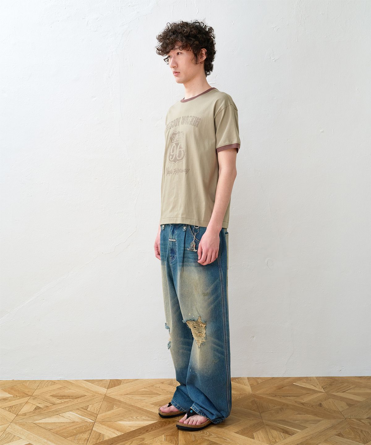 더바이닐하우스(THEVINYLHOUSE) NOBODY WORK RINGER TEE OLIVE
