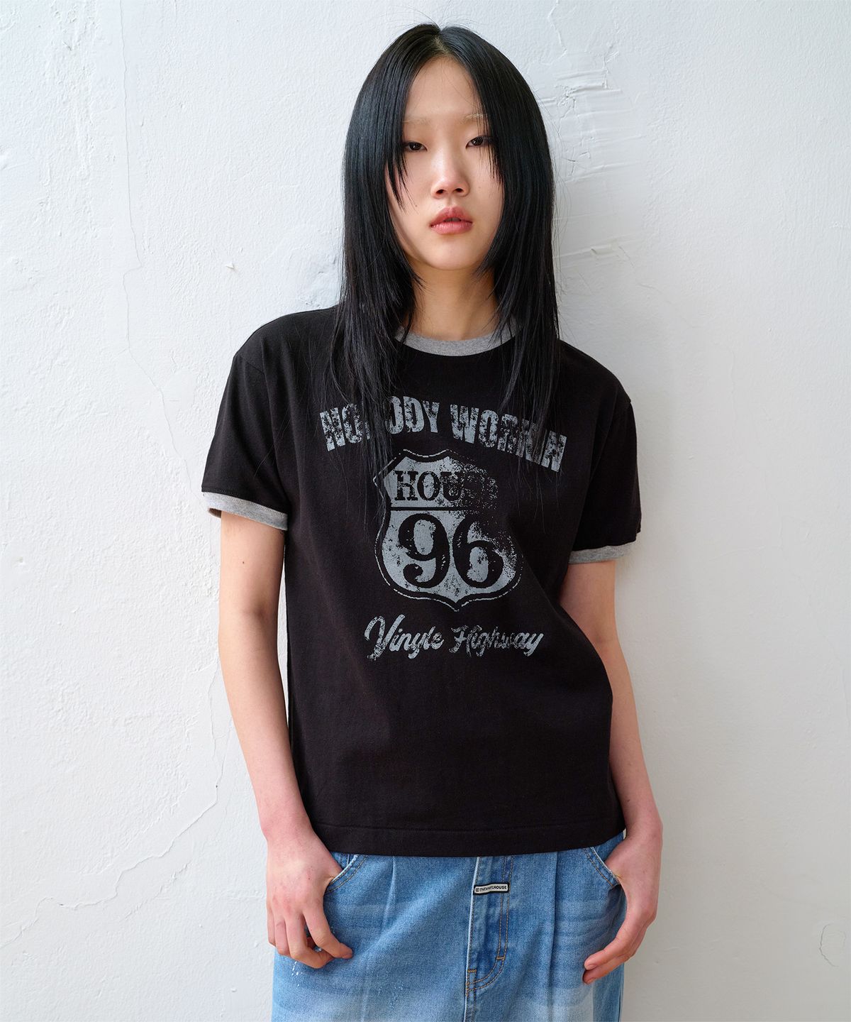 더바이닐하우스(THEVINYLHOUSE) NOBODY WORK RINGER TEE BLACK