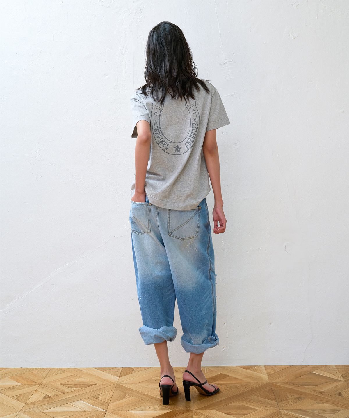 더바이닐하우스(THEVINYLHOUSE) LUCKY HOUSE TEE GREY