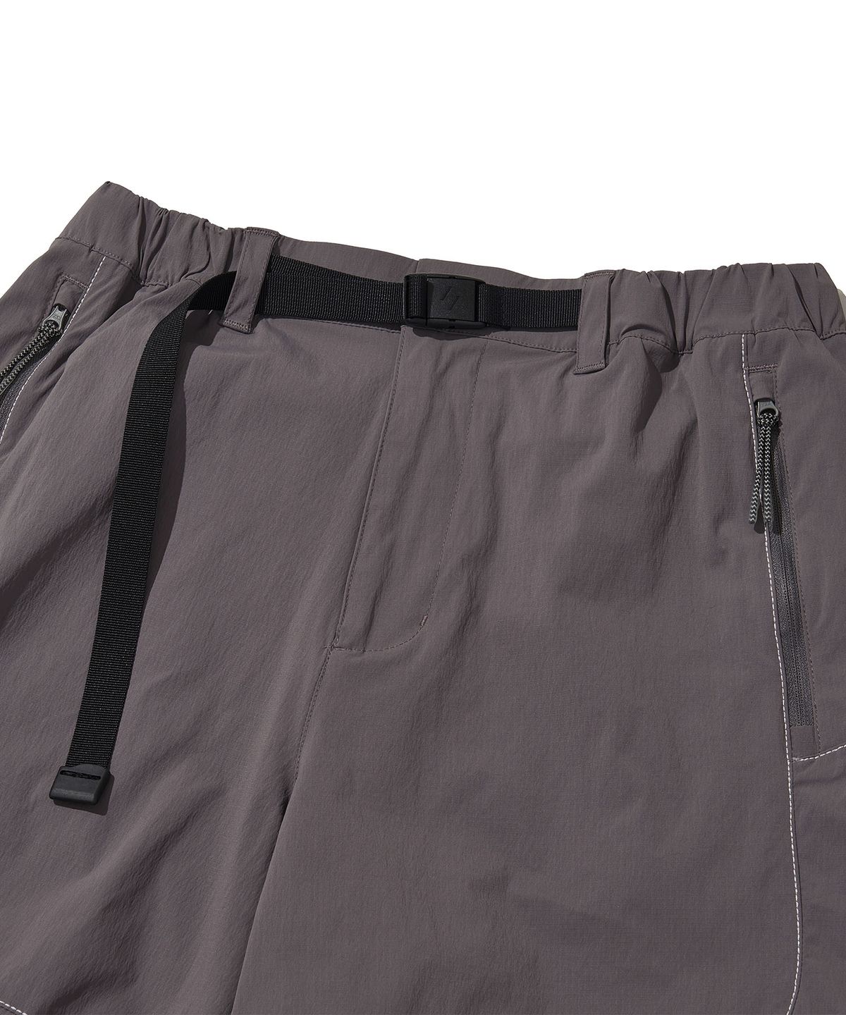 웰터 익스페리먼트(WELTER EXPERIMENT) LUMITRATIL SHORTS_CHARCOAL