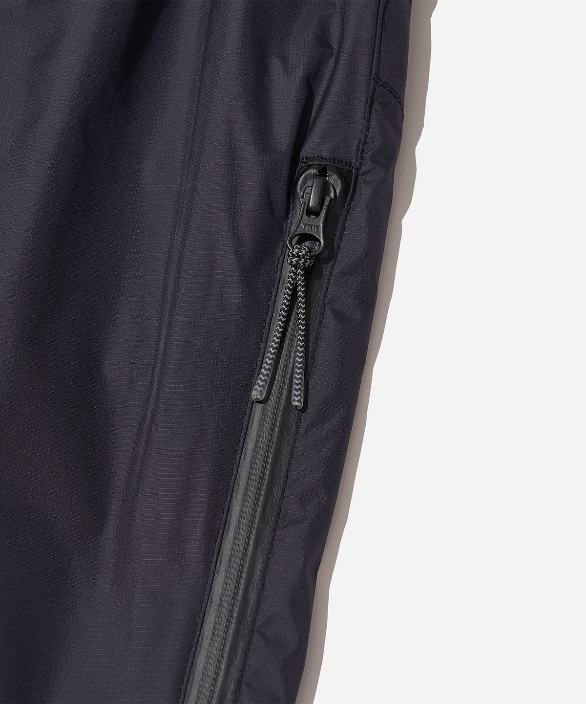 웰터 익스페리먼트(WELTER EXPERIMENT) HYDRAIR BALANCE PERTEX SHELL PANTS_BLACK