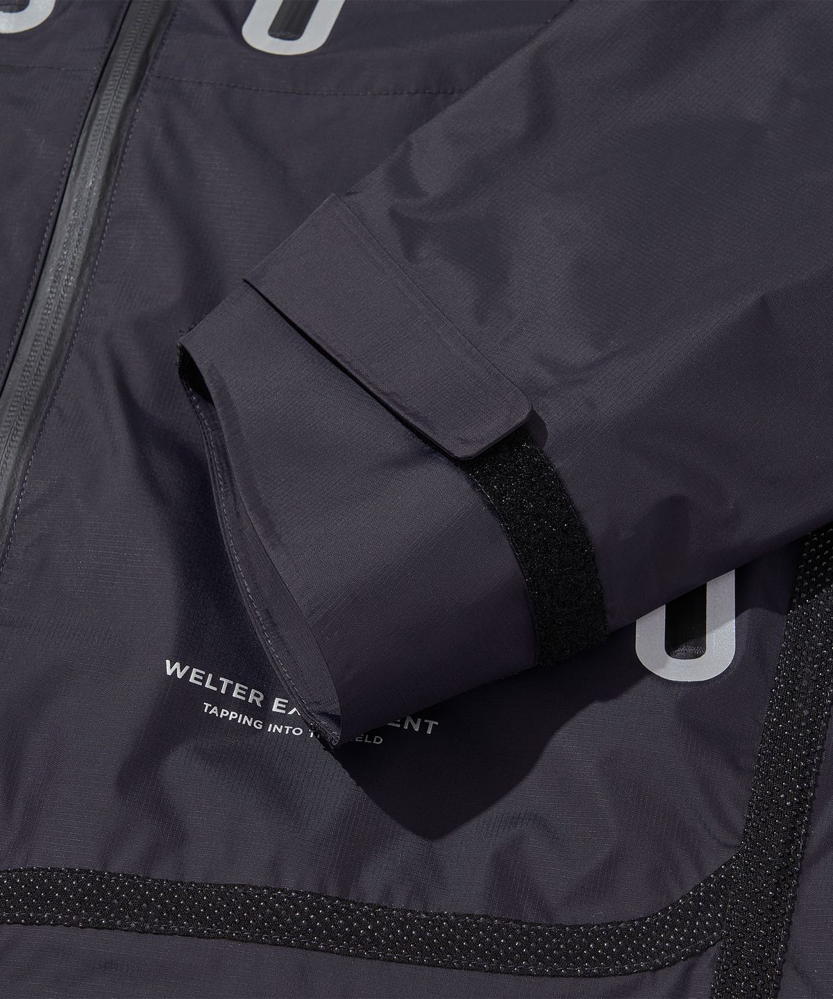 웰터 익스페리먼트(WELTER EXPERIMENT) HYDRAIR BALANCE PERTEX SHELL JACKET_BLACK