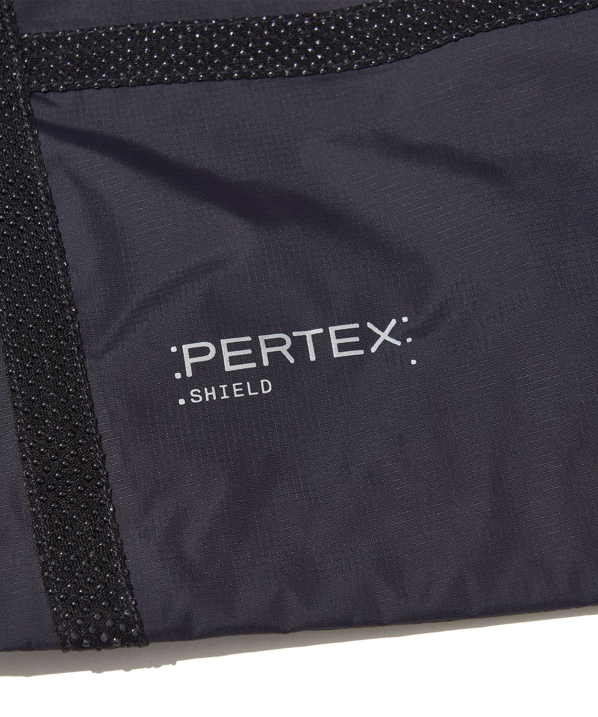 웰터 익스페리먼트(WELTER EXPERIMENT) HYDRAIR BALANCE PERTEX SHELL JACKET_BLACK