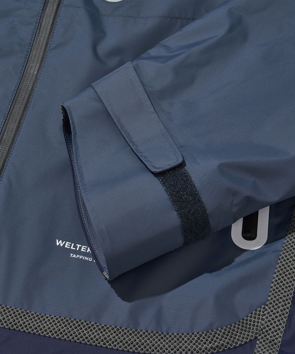 웰터 익스페리먼트(WELTER EXPERIMENT) HYDRAIR BALANCE PERTEX SHELL JACKET_GRAYISH BLUE