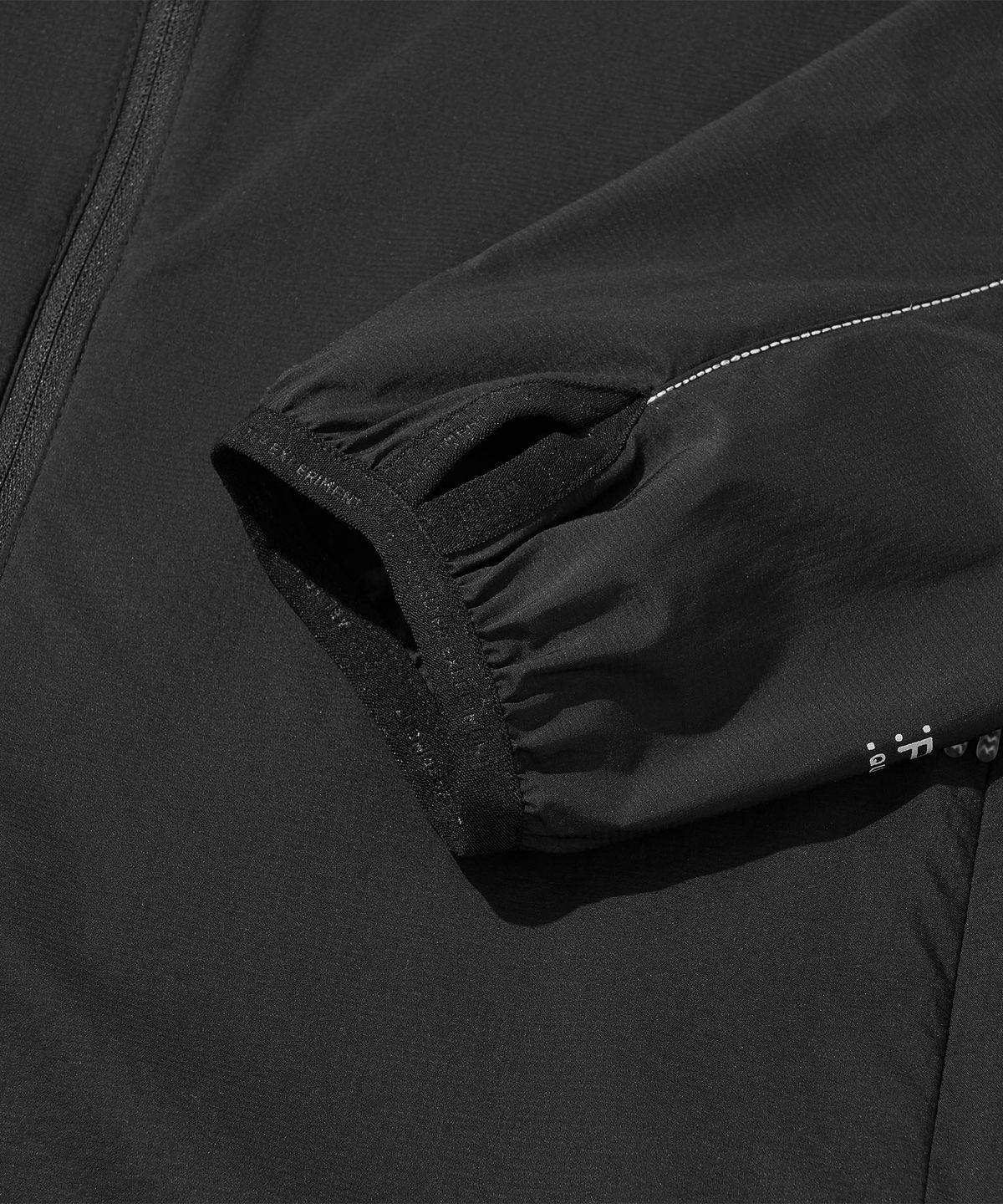 웰터 익스페리먼트(WELTER EXPERIMENT) AIRBACK PERTEX LIGHT WINDBREAKER JACKET_BLACK