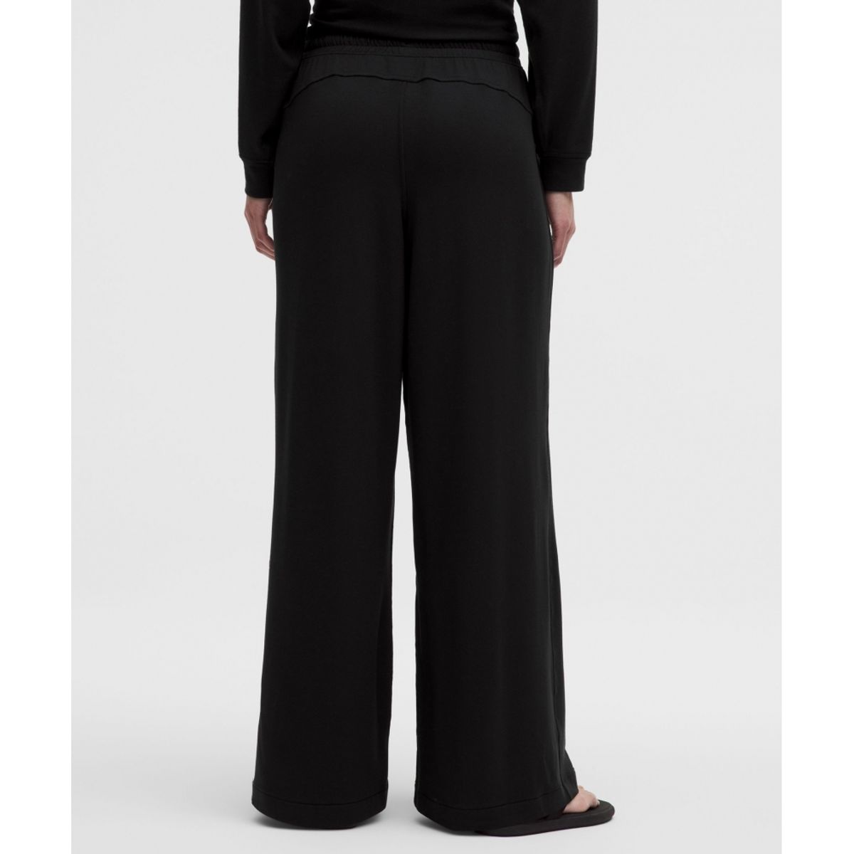 룰루레몬(LULULEMON) 비캄 하이라이즈 플리티드 엑스트라 와이드 레그 팬츠 업데이트 패브릭 *아시아 핏